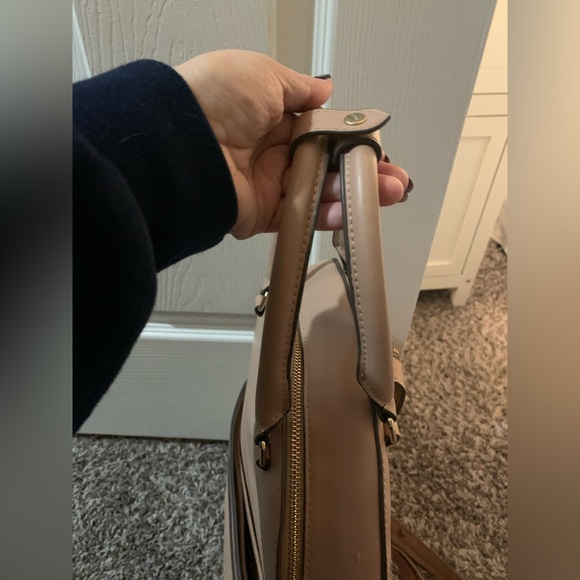 ✨New✨ A New Day Target Zip Top Dome Commuter Bag - Picture 11 of 16